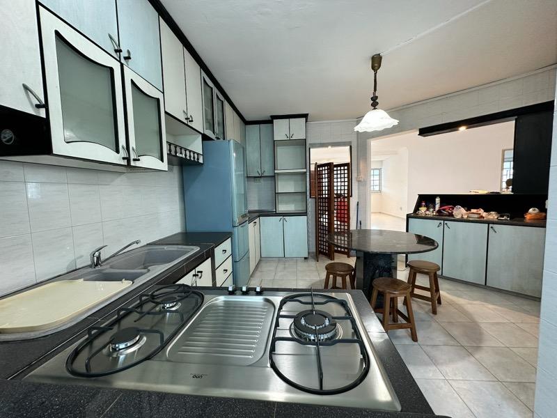 211 Bukit Batok Street 21 HDB Apartment For Rent, $3,500, 3 Bed 2 Bath 1,119 sqft $3.13 psf