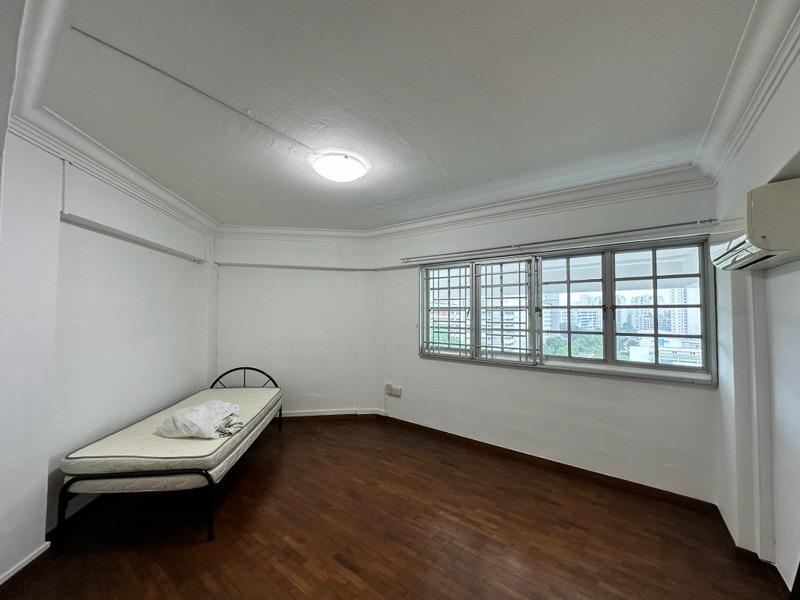 211 Bukit Batok Street 21 HDB Apartment For Rent, $3,500, 3 Bed 2 Bath 1,119 sqft $3.13 psf