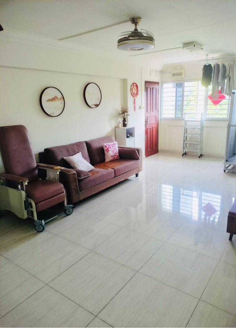 629 Yishun Street 61 HDB Apartment Room Rental, $950, 1 Bed 2 Bath 107 sqft $8.88 psf