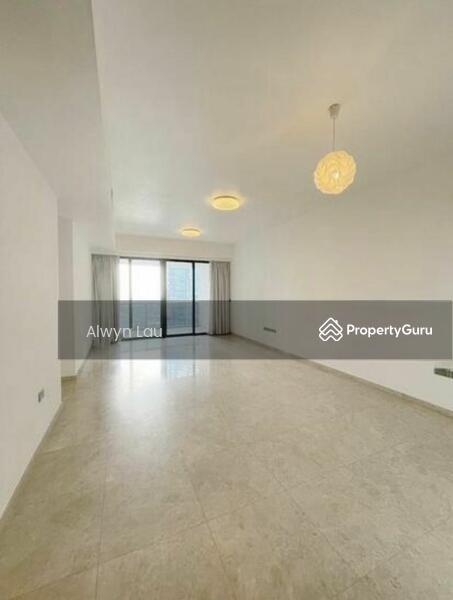 Prop-GPT: Condominium: D01 Marina 4 bedroom Marina Bay Suites for rent - High Floor