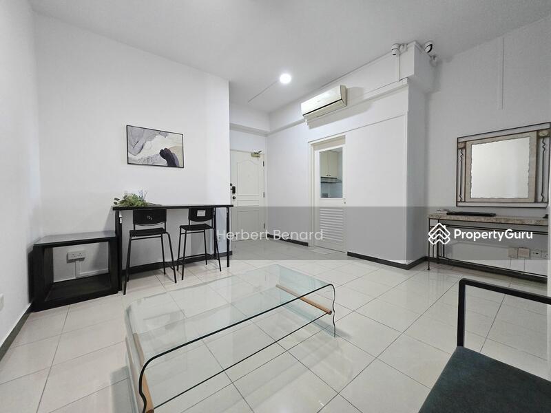 Condominium for Rent: D14, 416826