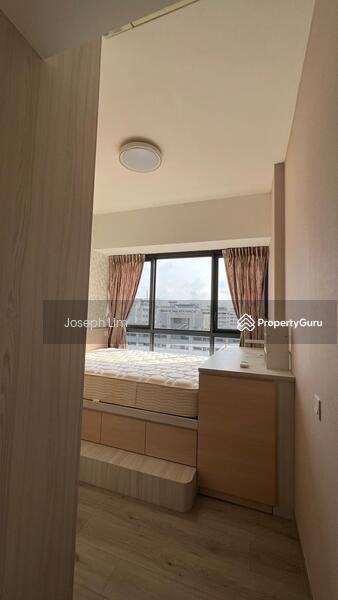 Condominium for Rent: Pasir Ris, D18, 518070