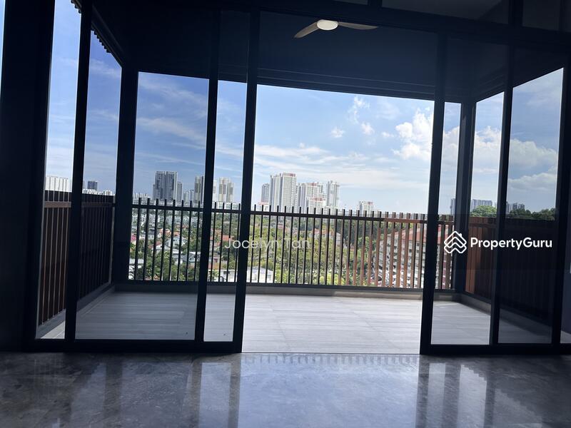 Condominium for Rent: D21, 599973