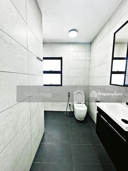 Semi-Detached for Rent: D15, 438284