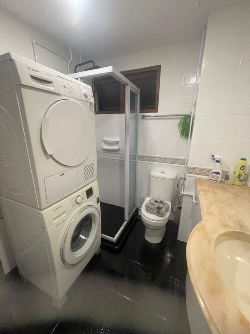 Kew Residencia Town House Room Rental, $1,868, 1 Bed 1 Bath 610 sqft $3.06 psf