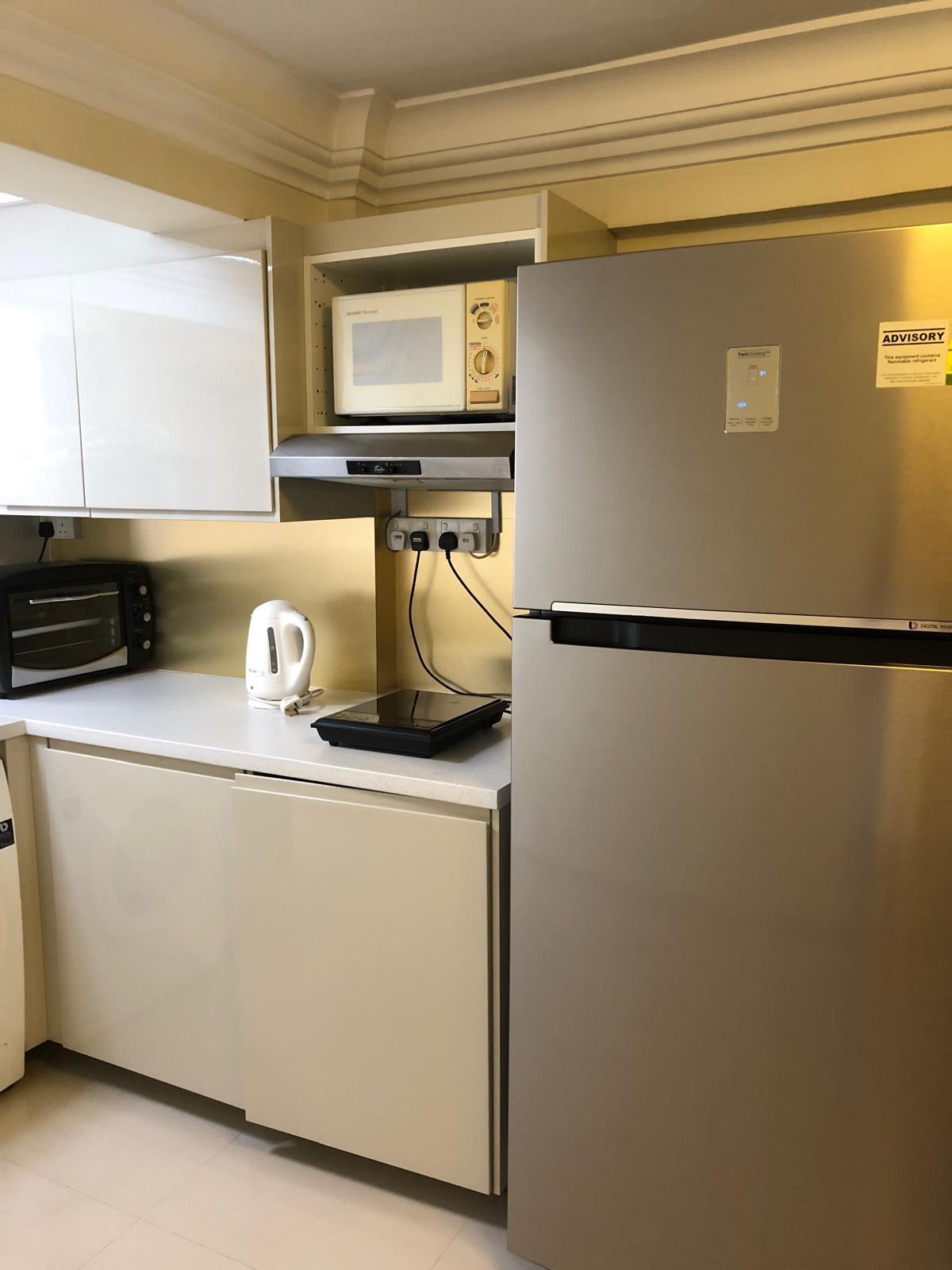 Prop-GPT: HDB Apartment: D02  2 Tanjong Pagar Plaza