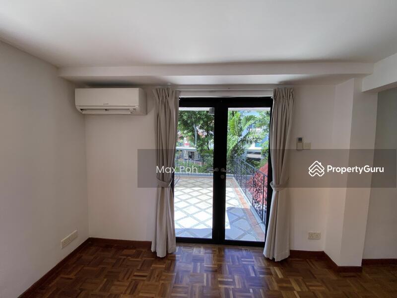 Corner Terrace for Rent: D19, 549303