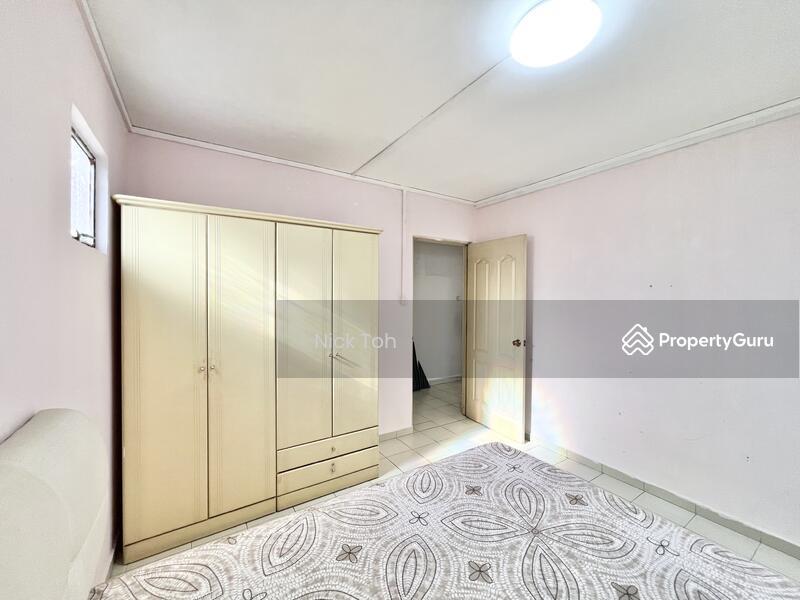 HDB Flat for Rent: D23, 670206