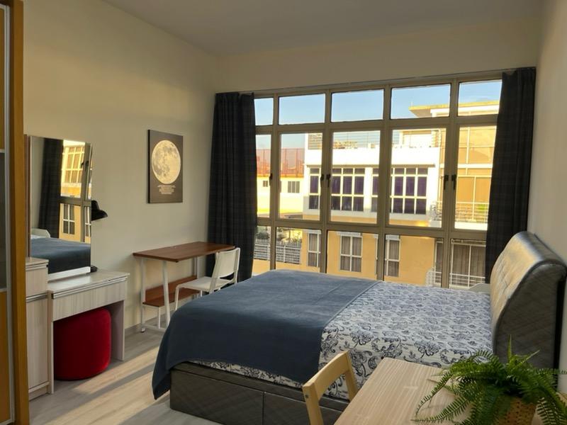 Prop-GPT: Apartment: D14 Geylang Sims Green