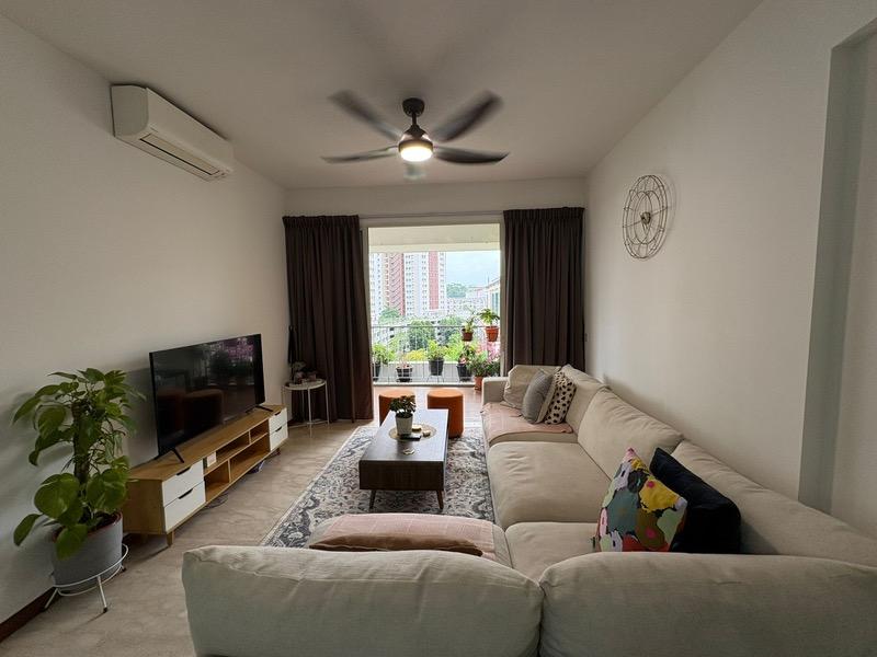 Prop-GPT: Condominium: D23 Bukit Batok The Jade