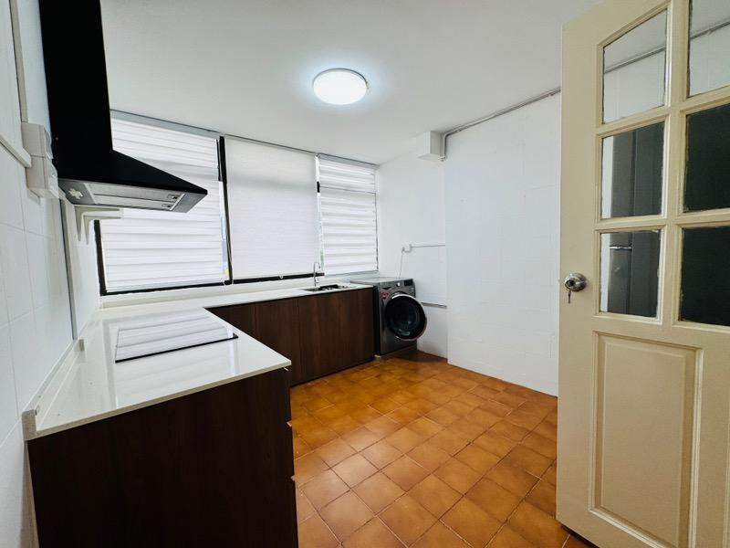 Keng Lee View Apartment For Rent, $4,600, 4 Bed 4 Bath 1,248 sqft $3.69 psf