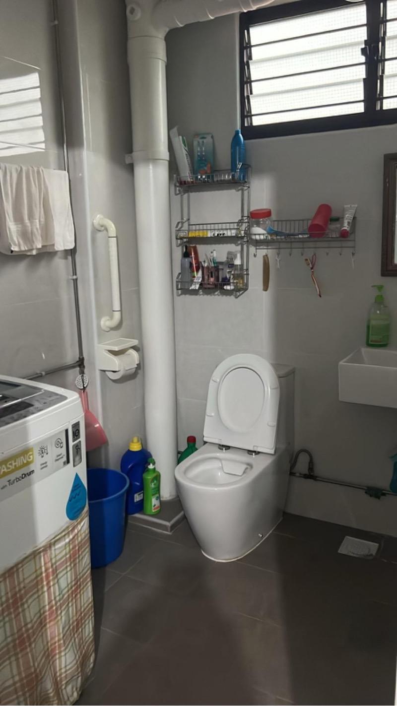 850 Yishun Street 81 HDB Apartment Room Rental, $950, 1 Bed 2 Bath 1,205 sqft $0.79 psf