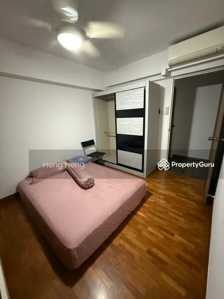 Prop-GPT: HDB Flat: D19 Punggol 642C Punggol Drive