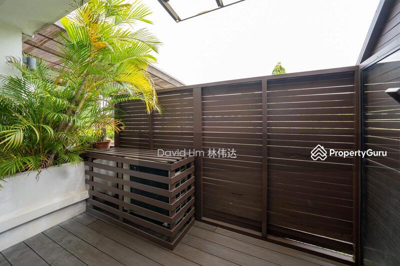 Semi-Detached for Rent: D19, 557552