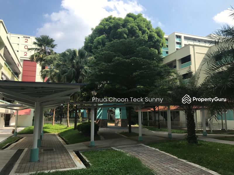 HDB Flat for Rent: Yishun, D27, 760212