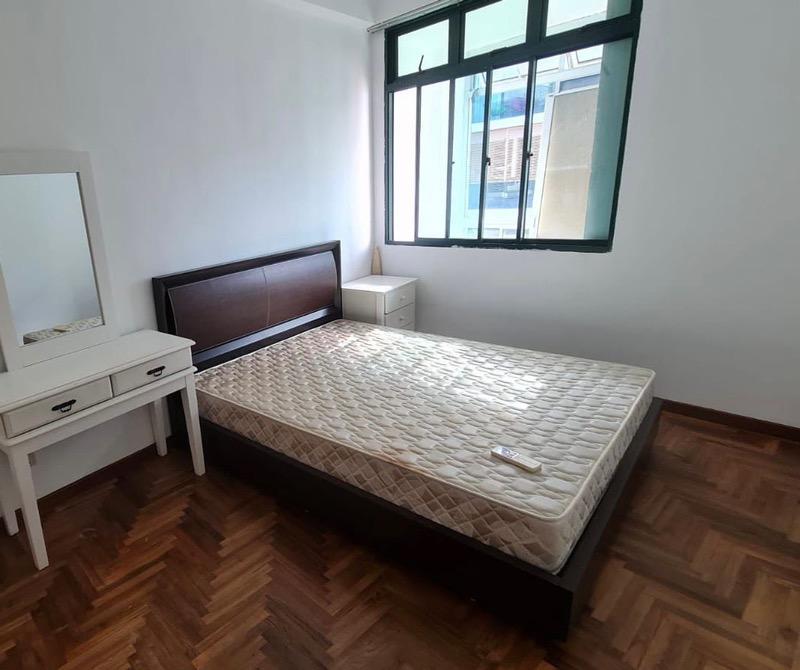 Condominium for Rent: D14, 398280