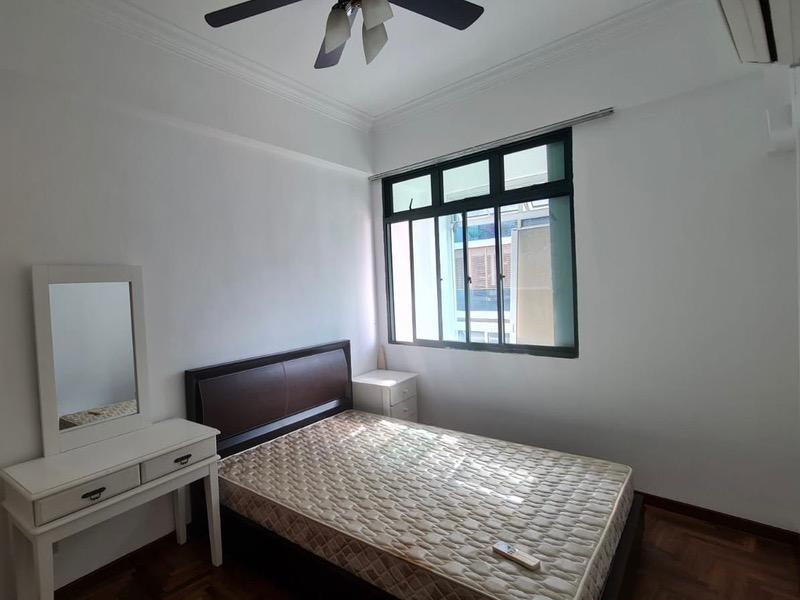 Condominium for Rent: D14, 398280