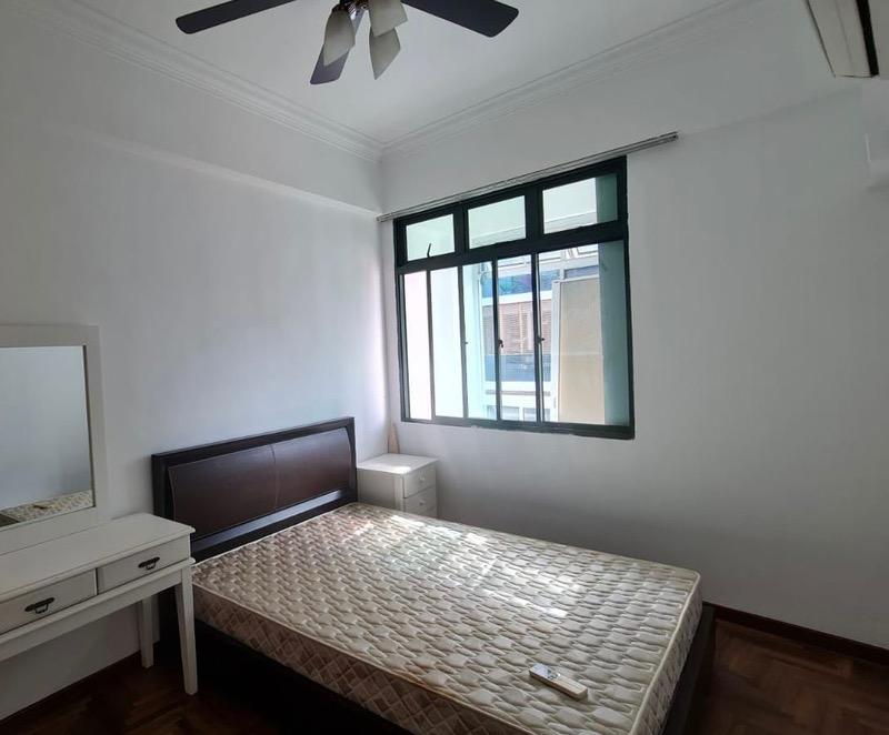 Condominium for Rent: D14, 398280