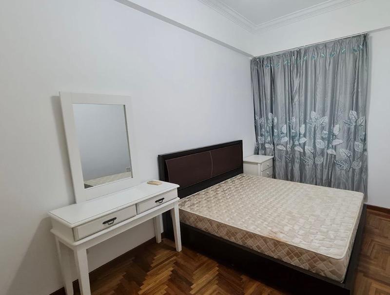 Condominium for Rent: D14, 398280