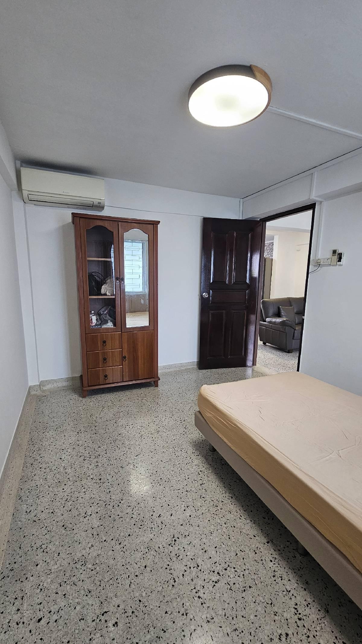 10 Telok Blangah Crescent HDB Apartment For Rent, $3,200, 2 Bed 2 Bath 700 sqft $4.57 psf