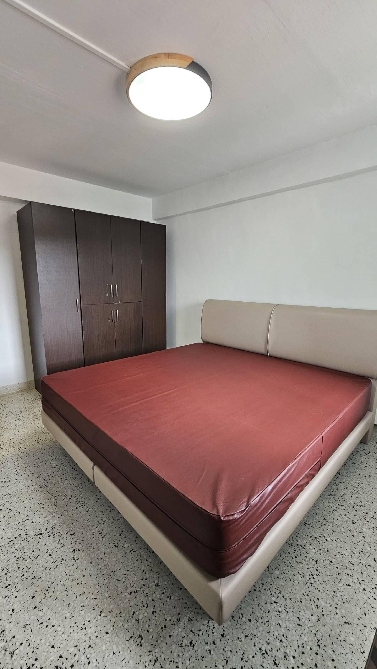 10 Telok Blangah Crescent HDB Apartment For Rent, $3,200, 2 Bed 2 Bath 700 sqft $4.57 psf