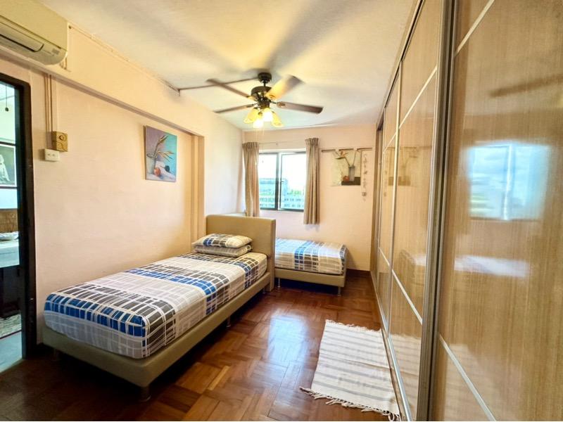 20 Holland Drive HDB Apartment Room Rental, $1,350, 1 Bed 2 Bath 1,237 sqft $1.09 psf
