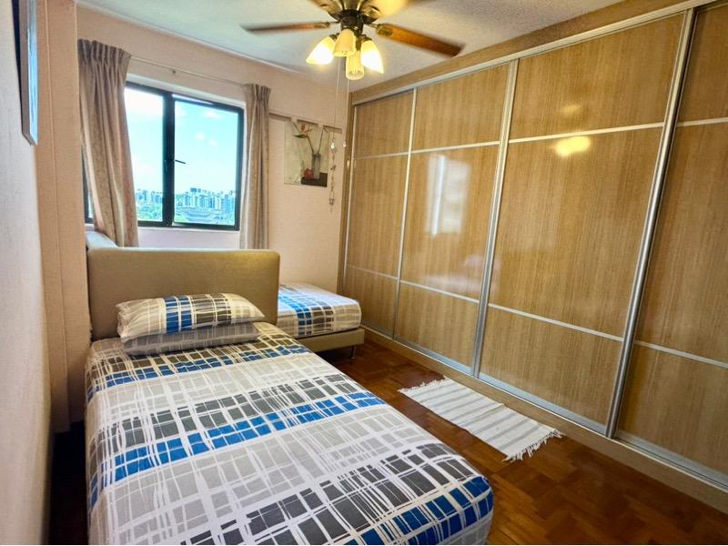 20 Holland Drive HDB Apartment Room Rental, $1,350, 1 Bed 2 Bath 1,237 sqft $1.09 psf