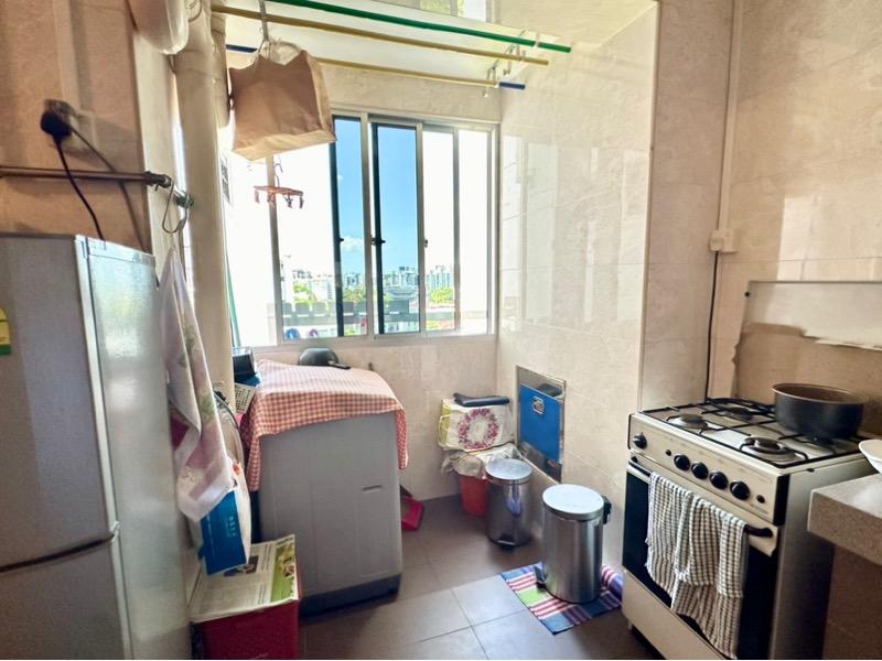 20 Holland Drive HDB Apartment Room Rental, $1,350, 1 Bed 2 Bath 1,237 sqft $1.09 psf