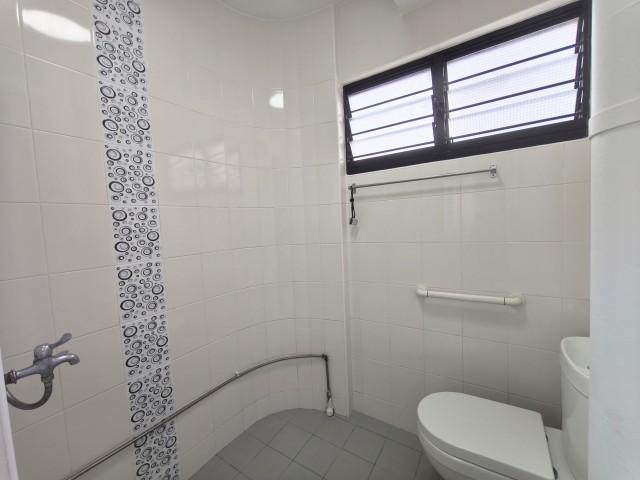 240 Hougang Street 22 HDB Apartment For Rent, $2,800, 2 Bed 2 Bath 797 sqft $3.51 psf