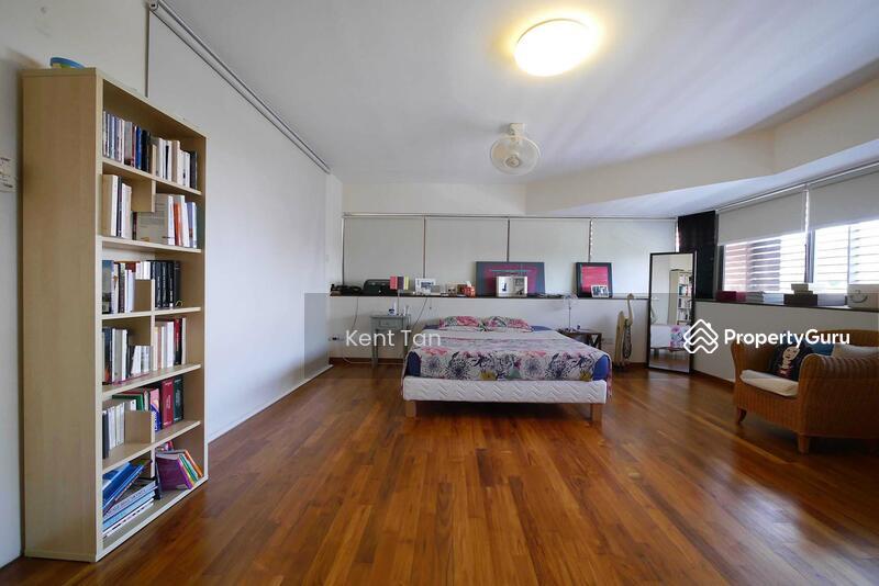 Corner Terrace for Rent: D19, 558008