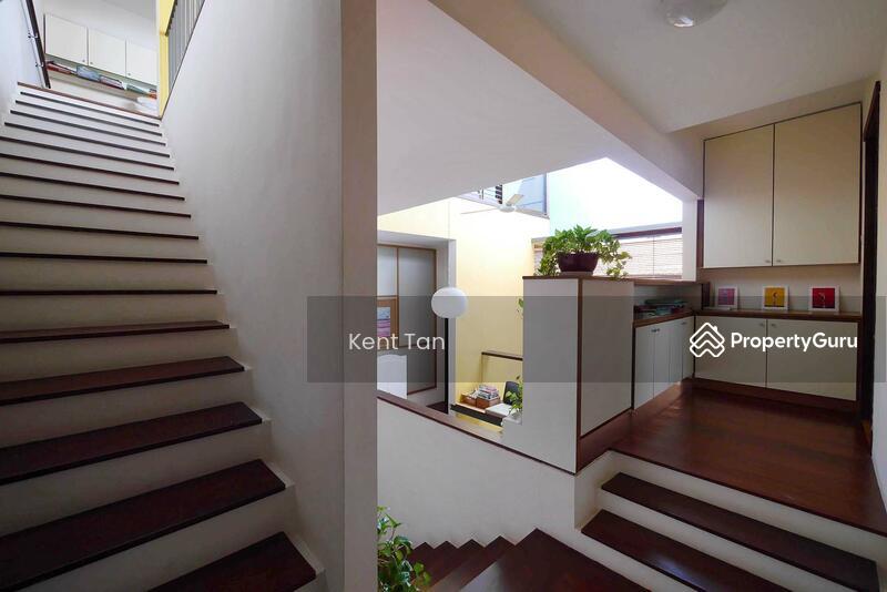 Corner Terrace for Rent: D19, 558008