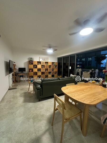 Prop-GPT: Condominium: D20  JadeScape