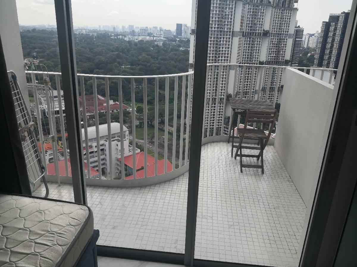 Prop-GPT: Condominium: D03  Queens Peak