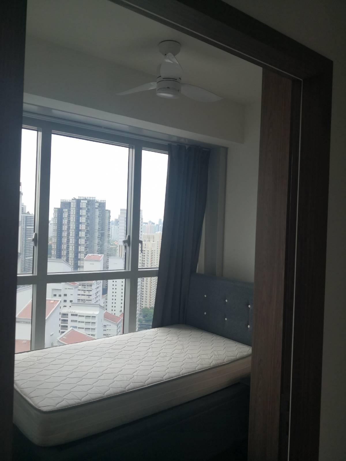 Queens Peak Condominium For Rent, $6,300, 3 Bed 2 Bath 850 sqft $7.41 psf