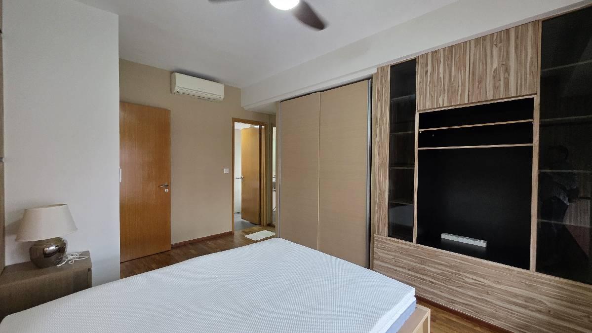 OASIS @ ELIAS Condominium For Rent, $4,700, 3 Bed 3 Bath 1,249 sqft $3.76 psf