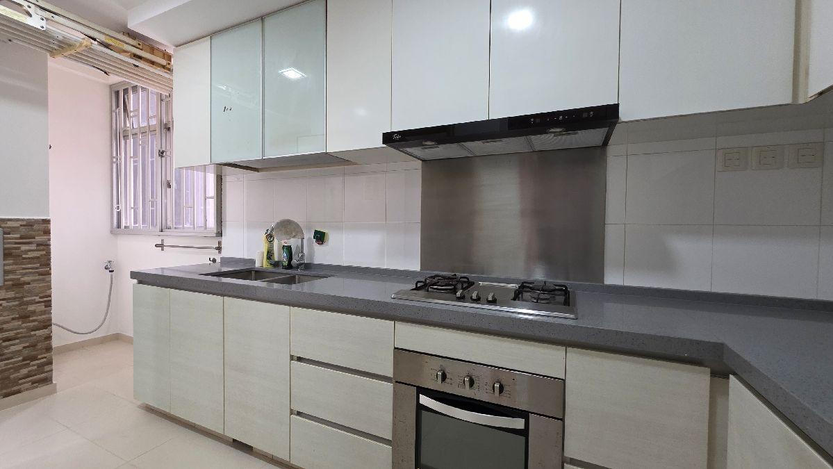 OASIS @ ELIAS Condominium For Rent, $4,700, 3 Bed 3 Bath 1,249 sqft $3.76 psf