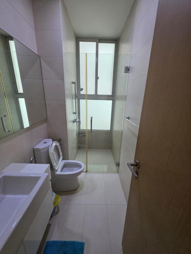 Rare 4-Bedroom condo for rent @ Tierra View Condominium For Rent, $5,800, 3 Bed 3 Bath 1,389 sqft $4.18 psf
