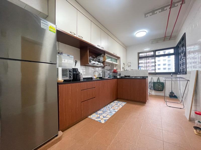 687D Choa Chu Kang Drive HDB Apartment Room Rental, $1,000, 1 Bed 2 Bath 118 sqft $8.47 psf
