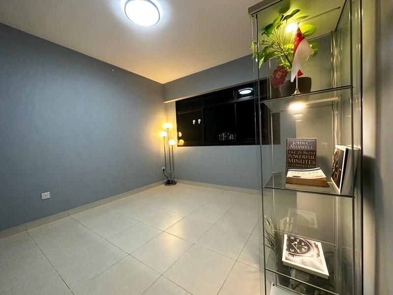 687D Choa Chu Kang Drive HDB Apartment Room Rental, $1,000, 1 Bed 2 Bath 118 sqft $8.47 psf