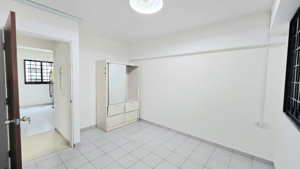 HDB Apartment for Rent: Yishun, D27, 760439