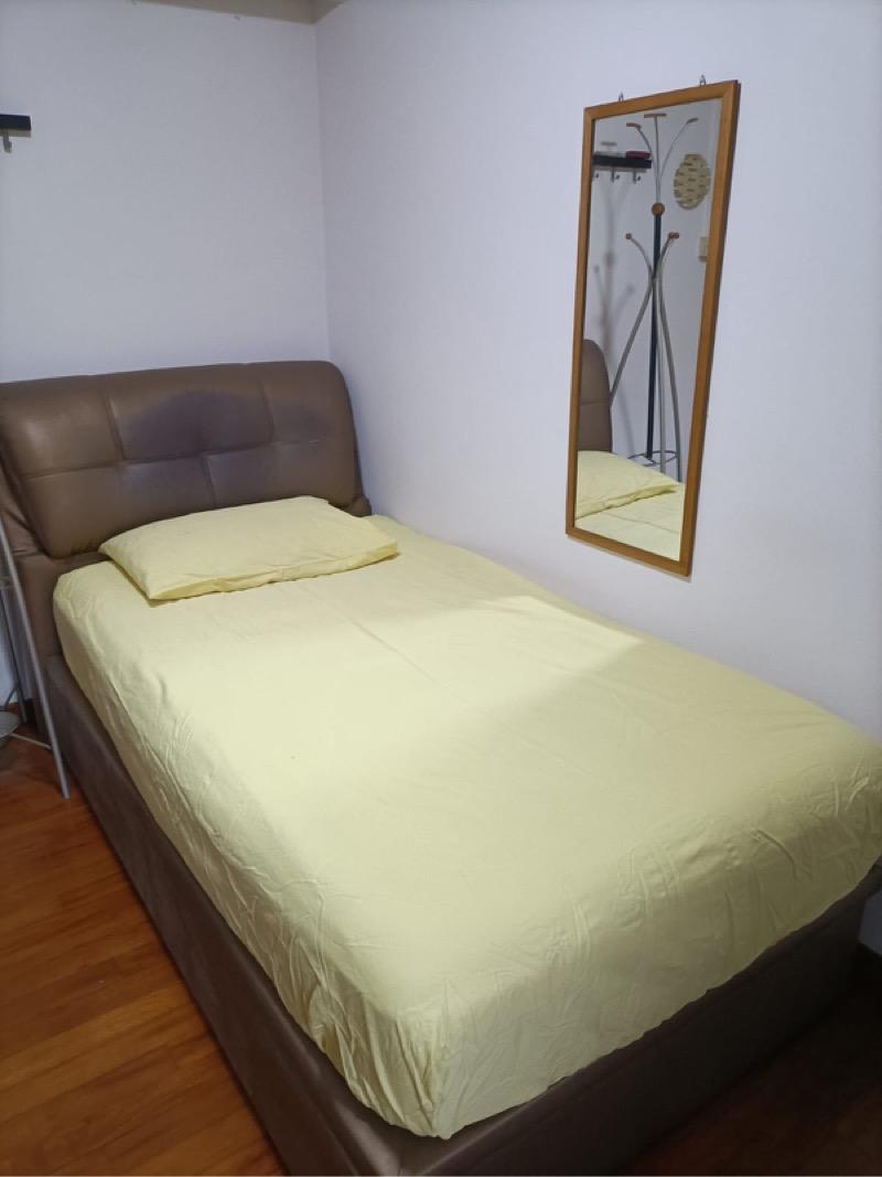 Prop-GPT: HDB Apartment: D19  699 Hougang Street 52
