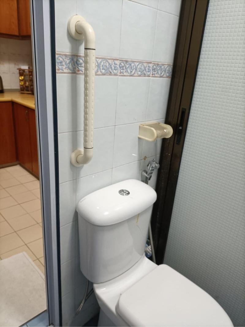 699 Hougang Street 52 HDB Apartment Room Rental, $900, 1 Bed 1 Bath 21 sqft $42.86 psf