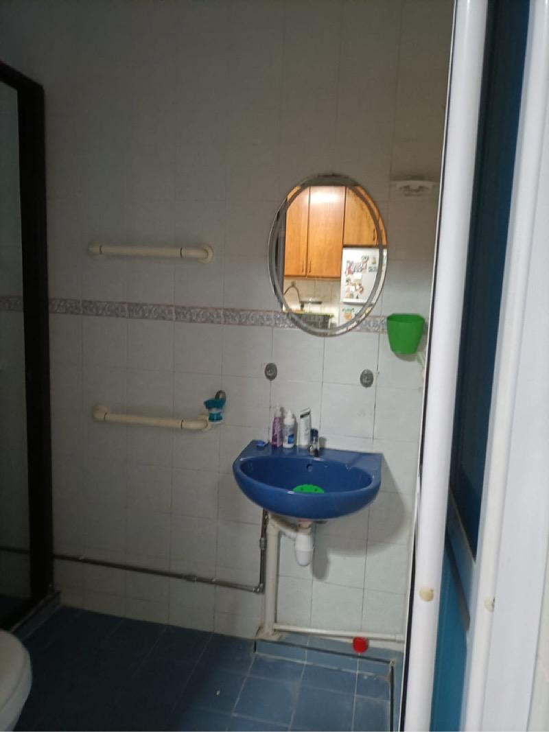 699 Hougang Street 52 HDB Apartment Room Rental, $900, 1 Bed 1 Bath 21 sqft $42.86 psf