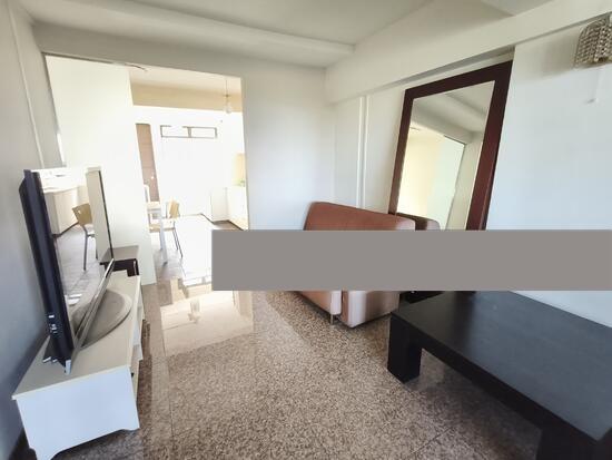32 Marine Crescent HDB Apartment For Rent, $3,400, 2 Bed 1 Bath 7,535 sqft $0.45 psf