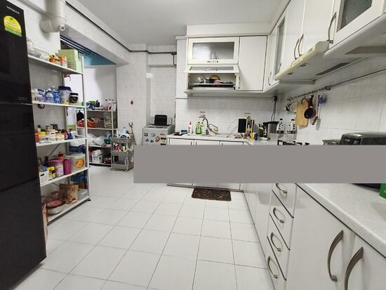 497H Tampines Street 45 HDB Apartment Room Rental, $1,000, 1 Bed 2 Bath 180 sqft $5.56 psf