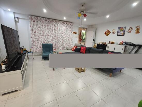 497H Tampines Street 45 HDB Apartment Room Rental, $1,000, 1 Bed 2 Bath 180 sqft $5.56 psf