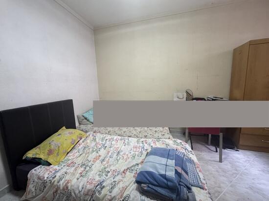 623 Bukit Batok Central HDB Apartment Room Rental, $1,200, 1 Bed 1 Bath 120 sqft $10.00 psf
