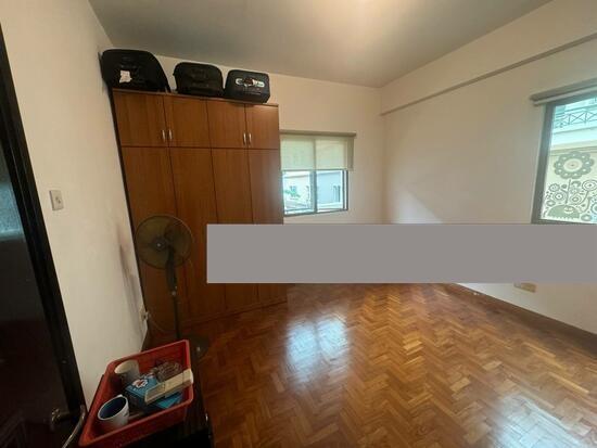 Corner Terrace for Rent: D23