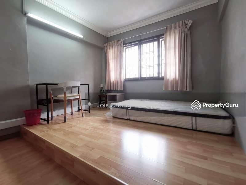 Prop-GPT: HDB Flat: D18  903 Tampines Avenue 4