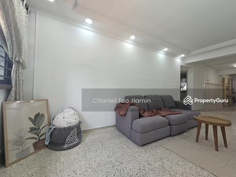 Prop-GPT: HDB Flat: D15 Marine Parade 46 Marine Crescent